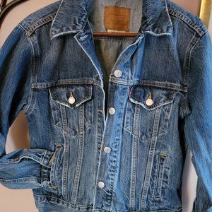 Levi's Ex boyfriend trucker denim jacket